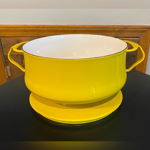 Dansk Kobenstyle Yellow
Enamel W/ Lid 3 Qt IHQ France - Picture 9 of 11